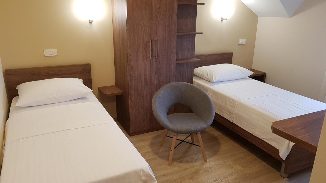 Rooms Pleska Near Zagreb Airport Velika Gorica Exterior photo